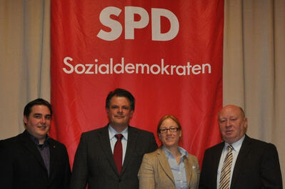 Stefan Scholl (Ersatzkandidat Landtag), Stephan Grüger (Landtagskandidat) mit Dagmar Schmidt u. Wolfgang Schuster